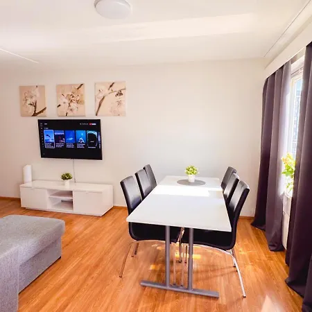 Spacious 4room In The Center Of Oulu, Parking Διαμέρισμα *